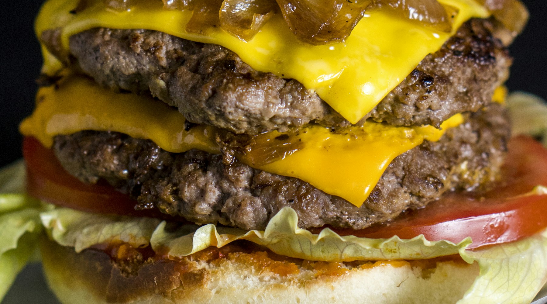Hamburguesa doble carne — foto referencial